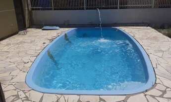 Imagem: Casa na praia com piscina troca por guincho