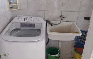 Imagem 7: Vendo terreno com duas casas