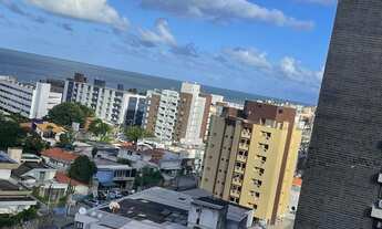 Imagem 3: Apartamento para aluguel possui 165 metros quadrados com 3 quartos Manaira