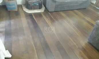 Imagem 3: Sobrado para Venda - 300m², 6 dormitórios, sendo 3 suites, 3 vagas - Glória