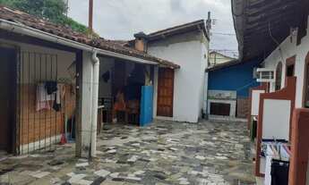 Imagem 3: Aluga-se suítes mobiliadas tipo quitinetes no Centro de Ro das Ostras tudo incluso