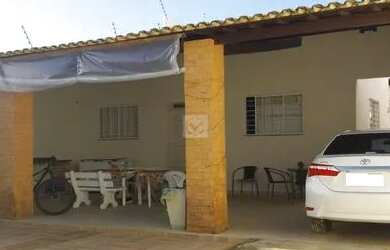 Imagem 2: Casa Mobiliada com piscina na Zona de Expansão a 300m da Praia do Robalo