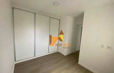 Imagem 5: Apartamento com 02 dormitórios e 01 vaga com armários no Centro de Santo Andrénto