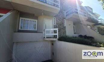 Imagem 3: AMPLO E BELO SOBRADO MOBILIADO DE BOM GOSTO E EXCELENTE LOCALIZAÇÃO