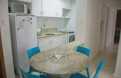 Imagem 2: Apartamento para aluguel Temporada com 60 metros quadrados com 2 quartos