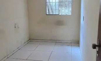 Imagem 6: Casa terrea na avenida carlos de lima cavalcante ao lado dos correios de rio doce