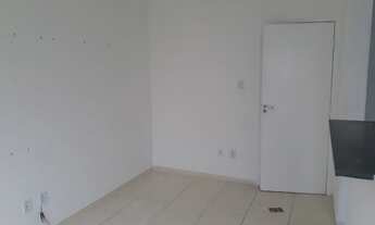 Imagem 7: Alugo apartamento de 2/4 com varanda com água gás encanado condomínio e IPTU incluso