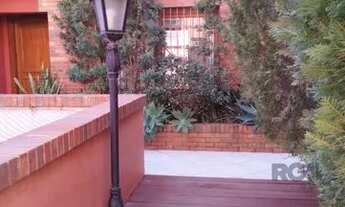 Imagem 5: Excelente casa em condomínio de 371m² com 5 dormitórios e 3 vagas de garagem