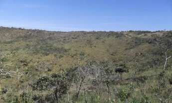 Imagem 4: Terreno de 7 hectares, com nascente e córrego nos fundos, próximo a Serra do Cipó