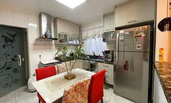 Imagem 6: Casa à venda em Barueri, Jardim Tupanci, com 3 quartos, com 150 m²