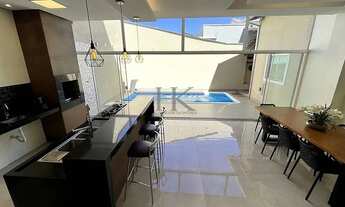 Imagem 3: 4 quartos, sendo 2 suítes. Espaço gourmet com piscina aquecida