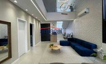 Imagem 3: Residência de Alto Padrão à Venda no Condomínio Sunset Garden - Jacareí/SP