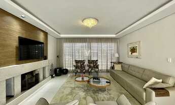 Imagem 3: Casa de alto padrão com 4 suítes à venda no Sociedade de Medicina