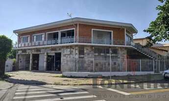 Imagem 2: Sobrado 4 salas, 2 banheiros, cozinha e 3 vagas garagem