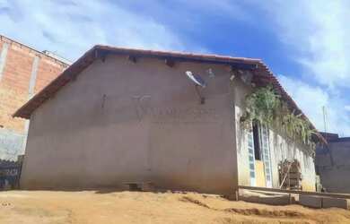 Imagem 2: Viva em Harmonia com a Natureza - À Venda!