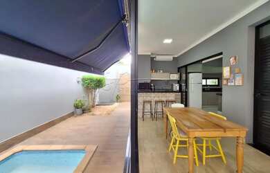 Imagem 3: Casa de 150m² com 3 suítes à venda em condomínio - Vila do Golfe