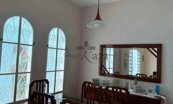 Imagem 7: Oportunidade - Casa com Edícula - Centro - Jacareí - 4 Dormitórios - 110,83m²