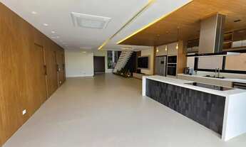 Imagem 4: Casa de Alto padrão em Santana de Parnaíba com 4 suítes