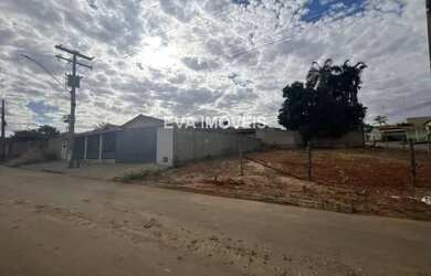 Imagem 4: Lote com 392 m²