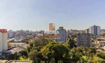 Imagem 7: Página 1 Imóveis anuncia para aluguel um Loft mobiliado, no Condomínio Maxplaza, no bairro