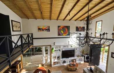 Imagem 5: Linda casa à venda na Praia de Calheiros, Governador Celso Ramos!