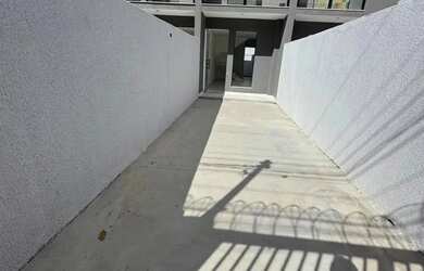 Imagem: CASA COM 2 QUARTOS 2 BANHEIROS 1 VAGA,110M²