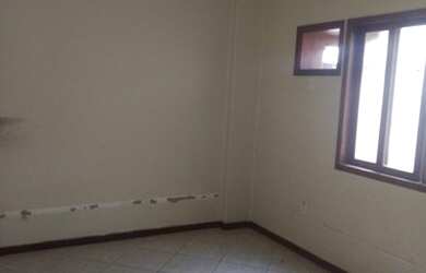 Imagem 7: Ponto Centro, andar inteiro, 4 salas por andar, recepção, coz, varanda e 3 banh