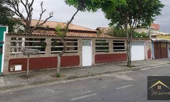 Imagem 3: Casa para Venda em Rio das Ostras, Praia Mar, 3 dormitórios, 1 suíte, 2 banheiros, 4 vagas
