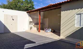 Imagem 2: Casa para Venda em Uberlândia, Santa Mônica, 3 dormitórios, 2 suítes, 4 banheiros, 3 vagas