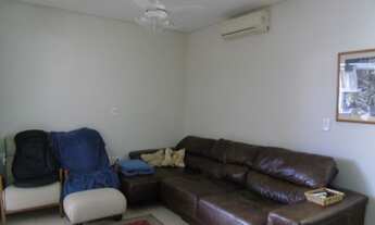 Imagem 7: Casa de condomínio sobrado para venda tem 320 metros quadrados com 4 quartos