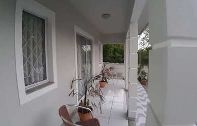 Imagem 3: Casa Semi-Mobiliada de 03 Dormitórios & Garagem para 02 carros em Santo Amaro da Imper