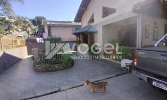 Imagem 2: SOBRADO A VENDA COM 2 VAGAS DE GARAGEM E SACADA NO BAIRRO IPIRANGA