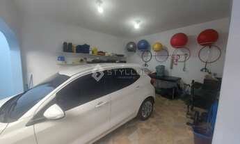 Imagem 2: Casa para venda possui 328 metros quadrados com 5 quartos em Bonsucesso - Rio de Janeiro