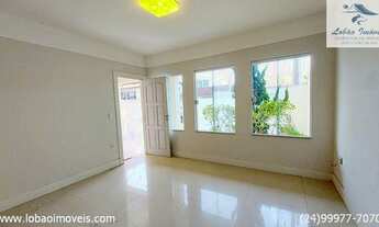 Imagem 2: Casa no Ipiranga 1 em Resende RJ.<br><br>Próximo a avenida principal. Excelent