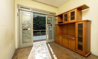 Imagem 4: Apart. 2 dorm., elevador, frente, sacada, salão festas