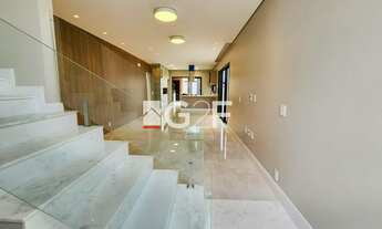 Imagem 2: Casa assobradada para venda no Swiss Park