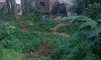 Imagem 2: Vendo tereno na costa verde