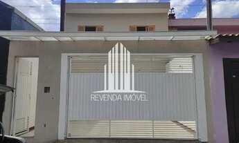 Imagem: Casa com 3 dormitórios, 2 vagas, piscina