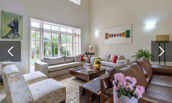 Imagem 5: Casa de condomínio sobrado para aluguel possui 456 metros quadrados com 4 quartos