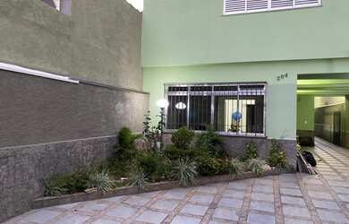 Imagem 3: Amplo sobrado disponível para locação, fins comerciais!