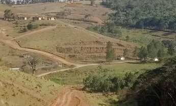 Imagem 3: Lote/Terreno para venda tem 600 metros quadrados em Centro - Igaratá - SP