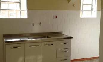 Imagem 7: Casa assobrada de dois dormitórios, 2 vagas, quintal, com 95 m2