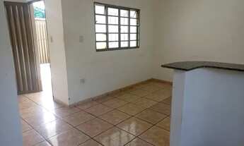 Imagem 3: Alugo - R$ 900,00 - Bairro Tiradentes