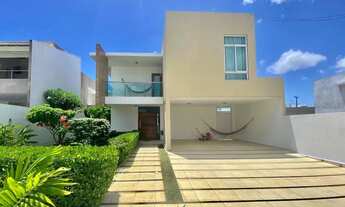 Imagem 2: Casa em condomínio fechado com quatro suítes a venda no Antares, mobiliada, Maceió