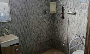 Imagem 5: Terreno de 2.300M² com 1 casa e 2 kitnets construída