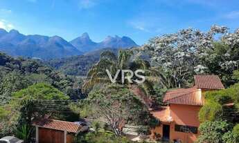 Imagem 2: Casa com 4 dormitórios à venda, 169 m² por R$ 850.000,00 - Albuquerque - Teresópolis/RJ