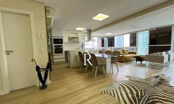 Imagem 7: Cobertura duplex mobiliada no Centro