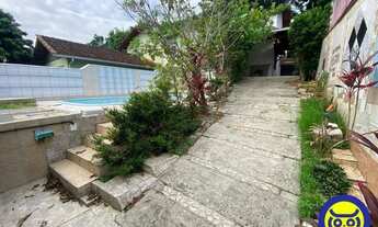 Imagem 7: Casa, 3 dorm. (1 suíte), com piscina, na Agronômica