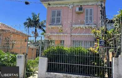 Imagem 2: Amplo Terreno com Casa no Partenon