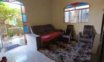 Imagem 5: Linda casa, construída em lote de aproximadamente 650 m², bairro São João/Betim